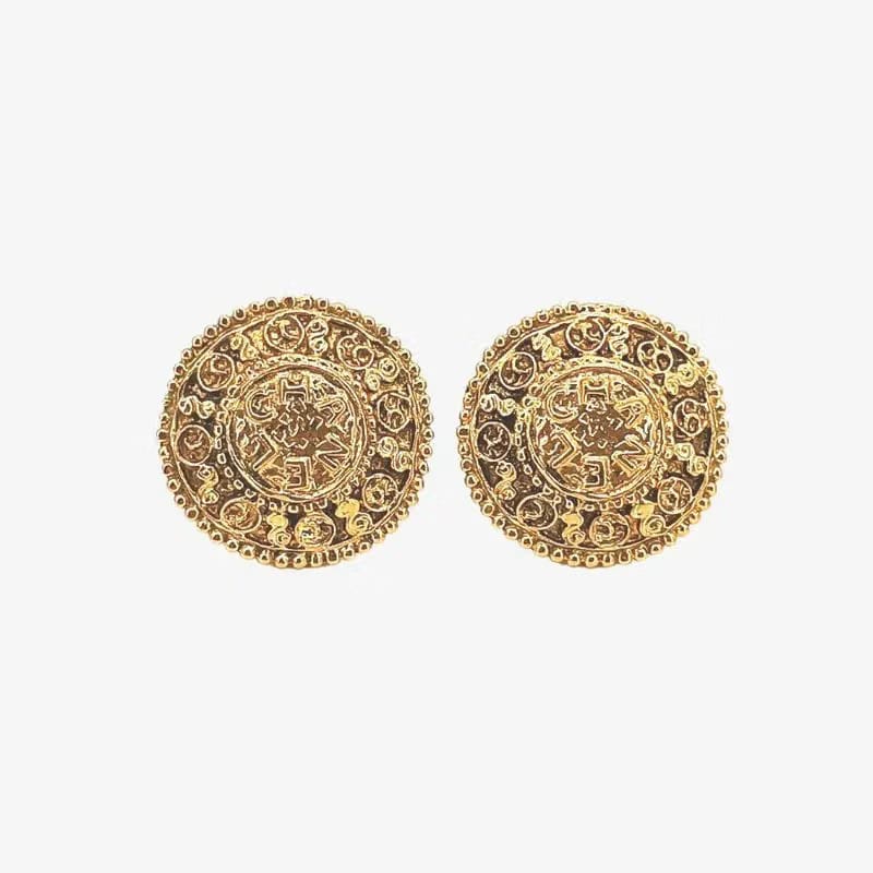 JS480 - CHANEL Vintage Round Gold Plated Clip-On Earrings