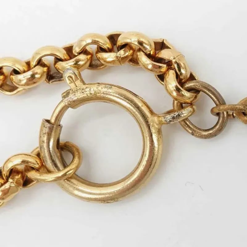 C210 - CHANEL Vintage Gold Plated Necklace