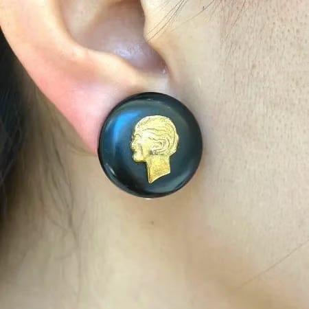JM927 - CHANEL Vintage Coco Round Earring
