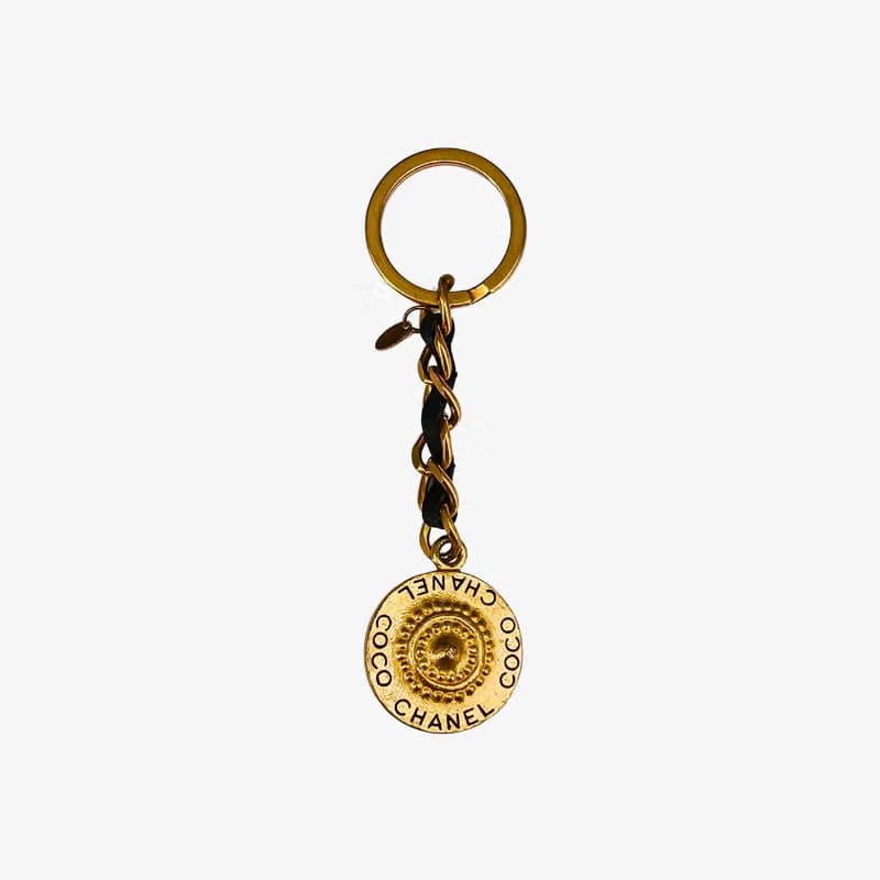 RB519 - CHANEL Gold Key Ring