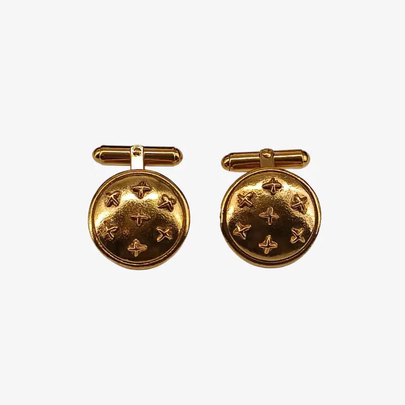 RB269 - CHANEL Cuff Buttons