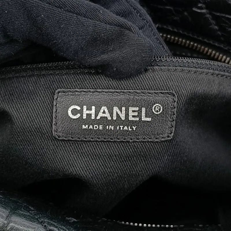 RA660 - CHANEL Vintage Black Calfskin Lady Braid Tote Bag