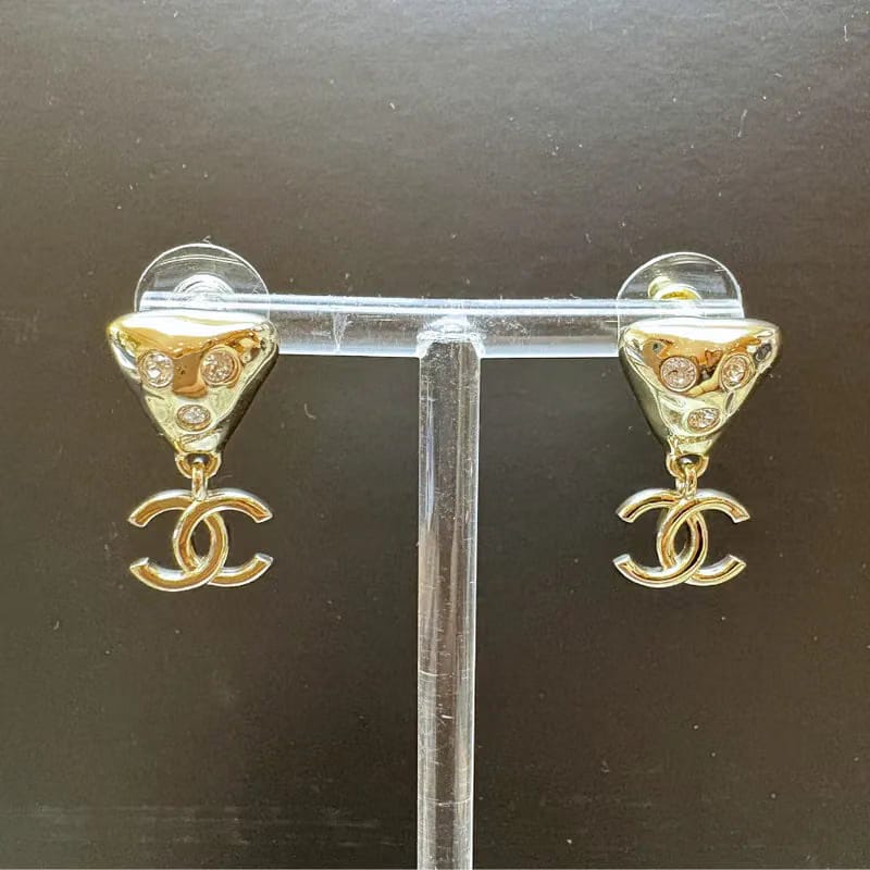 RE271 - CHANEL Pale Goid Triangle Crystal Drop CC Earrings