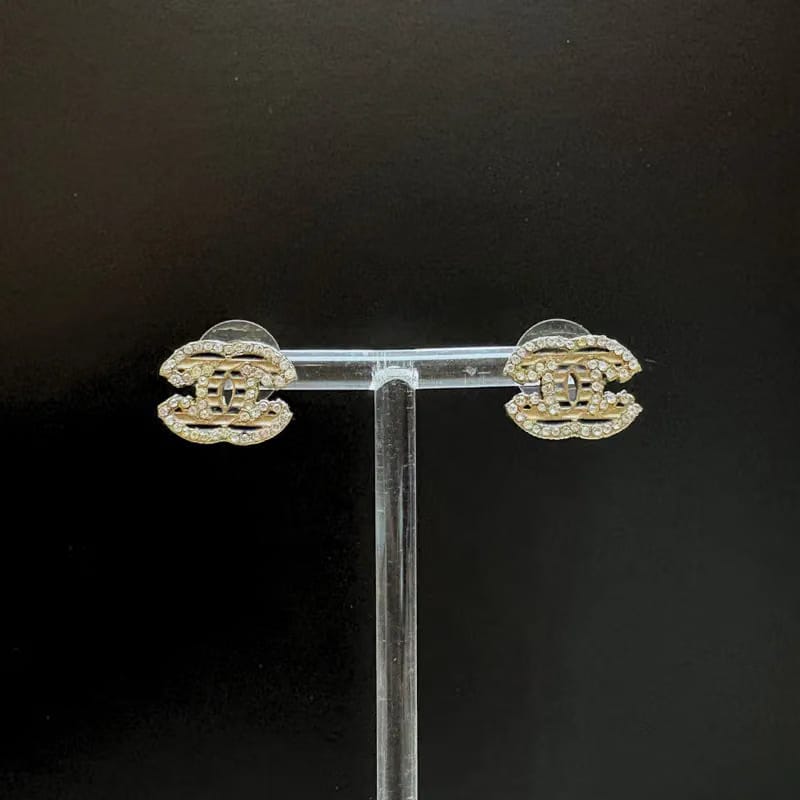 RE334 - CHANEL Vintage CC Black & White Silver Crystal Earrings