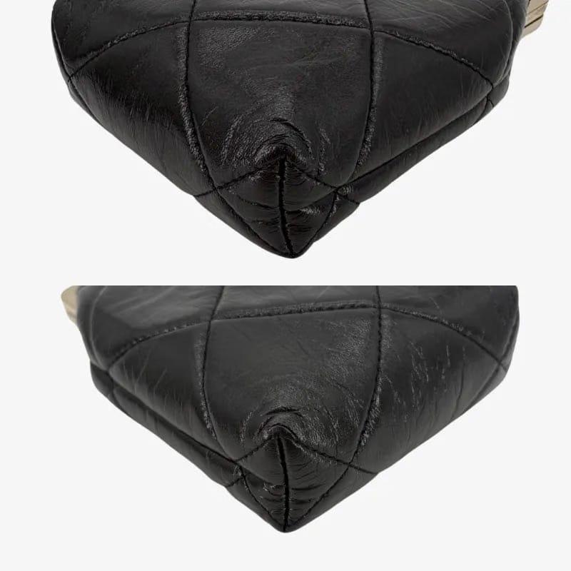 C611 - CHANEL Black Lambskin Chain Shoulder Bag