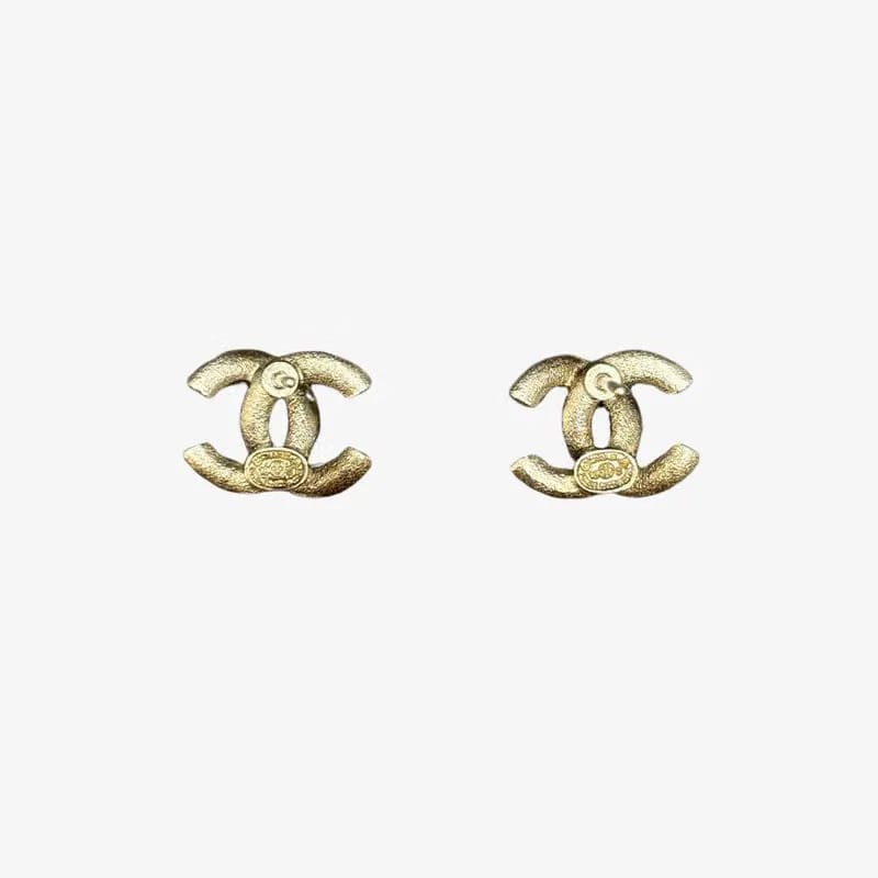 RE290 - CHANEL CC Logo Silver Earrings