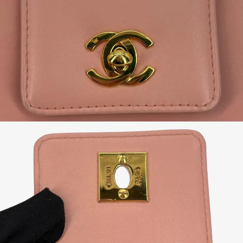 C648 - CHANEL Vintage Pink Lambskin Handbag