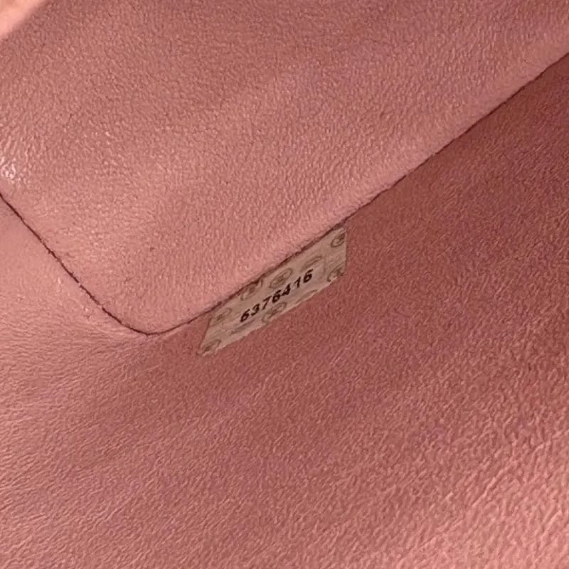 C648 - CHANEL Vintage Pink Lambskin Handbag