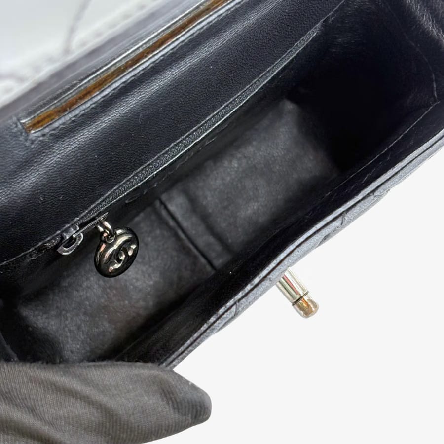 RG705 - CHANEL Vintage Black Lambskin Small Box Shoulder Bag