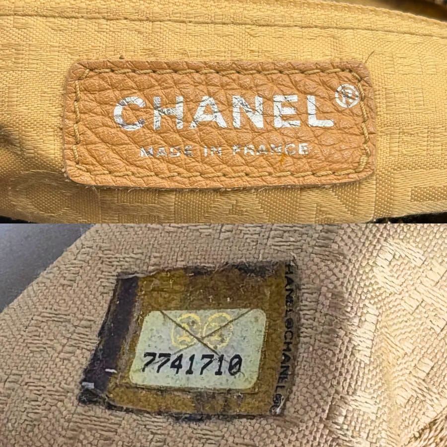 JAH226 - CHANEL Vintage Black Caviar Leather Handbag