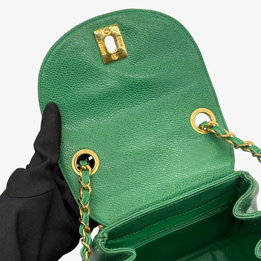 CS050 - CHANEL Vintage Green Caviar Leather CC Turn-Lock Backpack