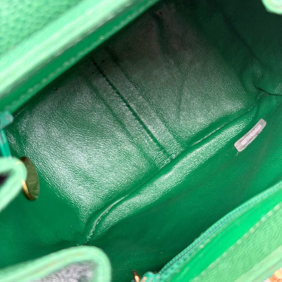 CS050 - CHANEL Vintage Green Caviar Leather CC Turn-Lock Backpack