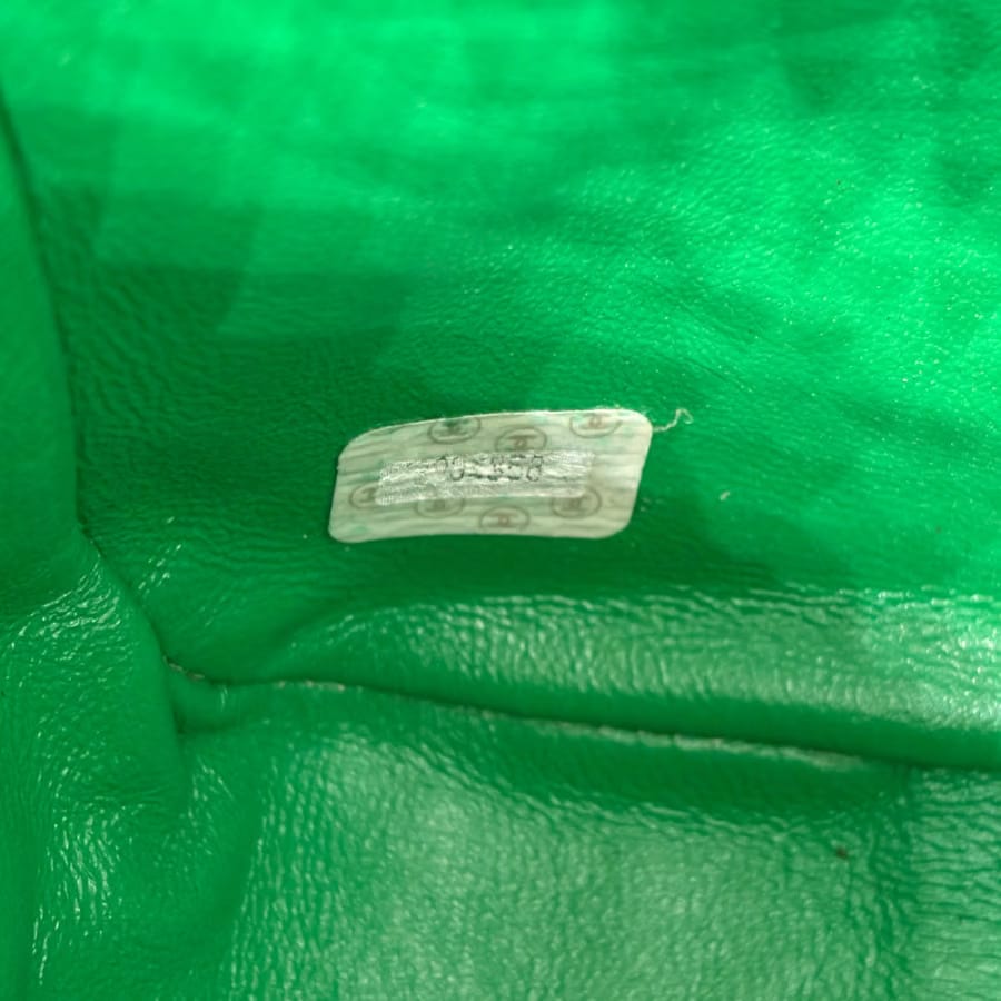 CS050 - CHANEL Vintage Green Caviar Leather CC Turn-Lock Backpack