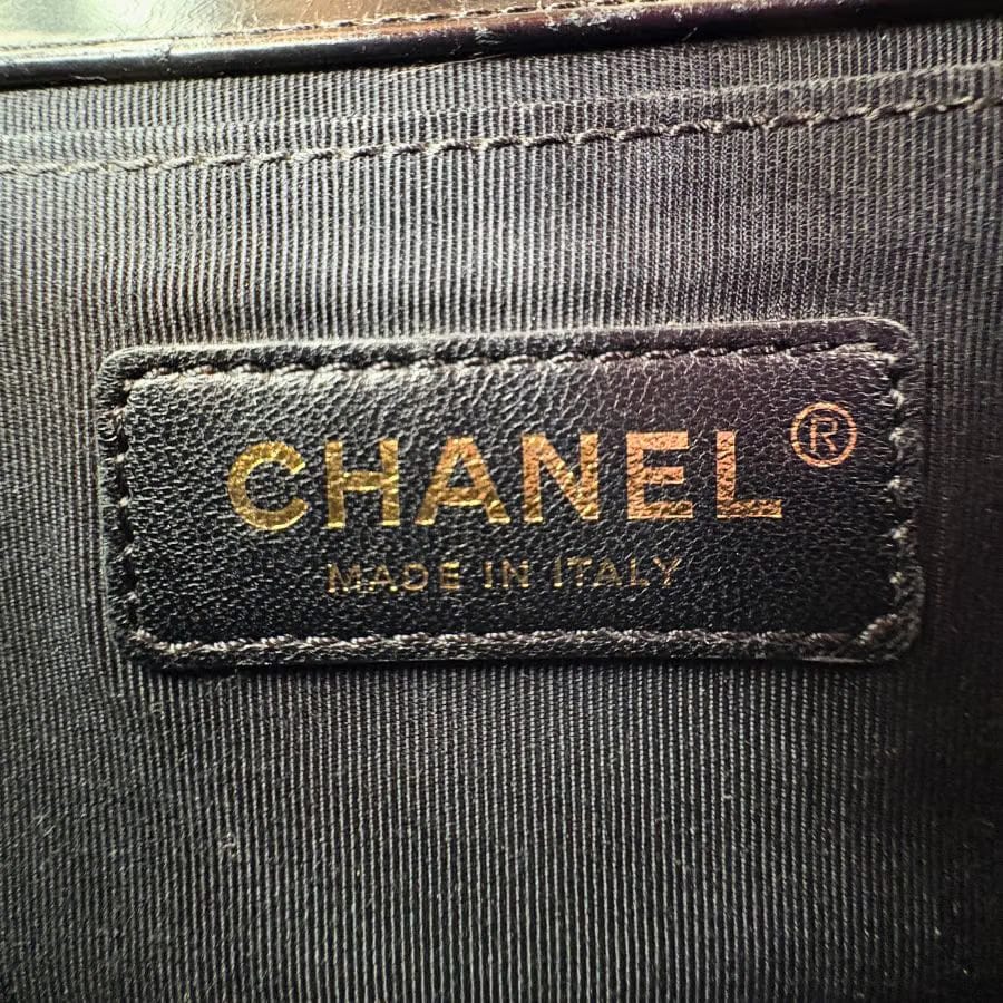 CS063 - CHANEL Boy Black Shearling Leather & Calfskin 20cm Flap Bag