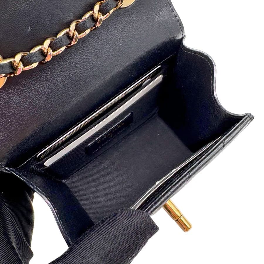 CS062 - CHANEL Black Lambskin Chevron Mini Flap Bag