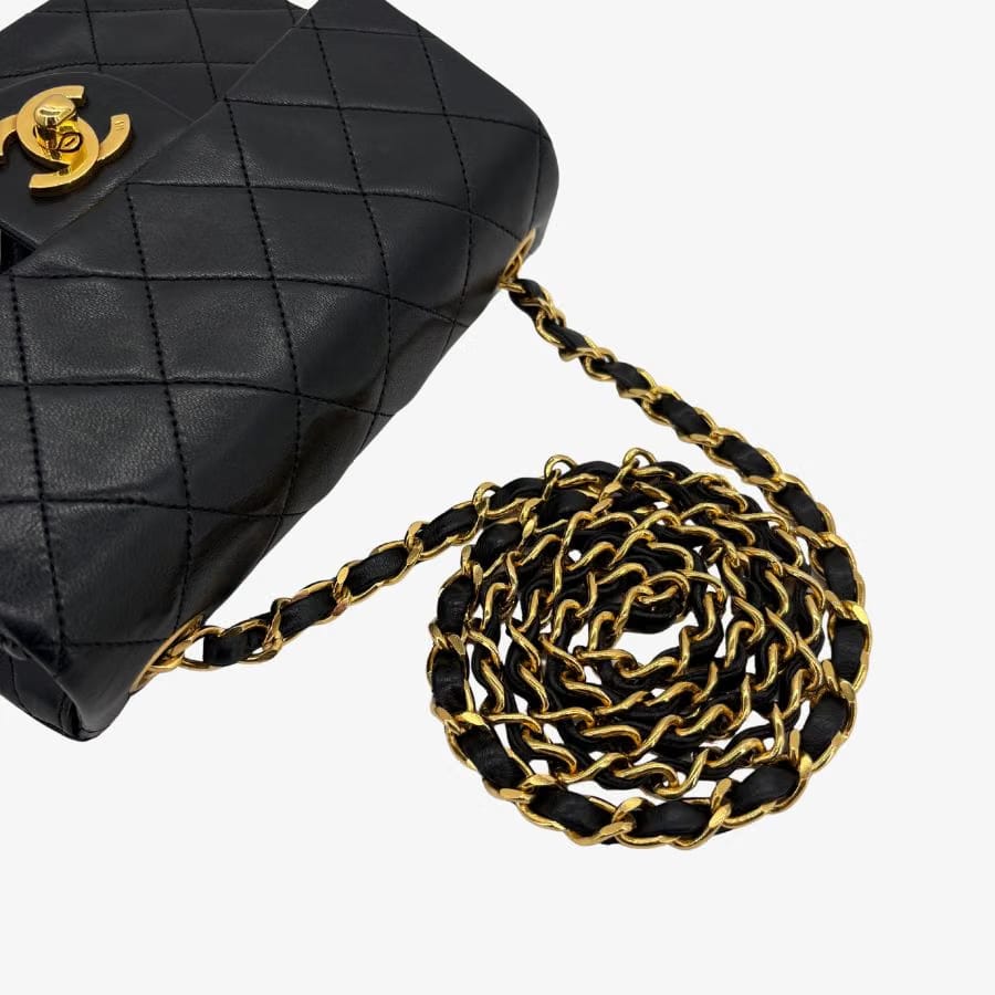 CS075 - CHANEL Vintage Black Lambskin 17cm Mini Square Flap Bag