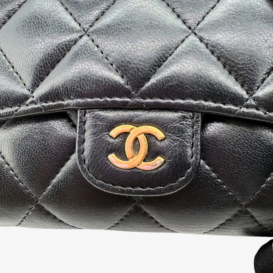 CS097 - CHANEL Vintage Black Lambskin Wallet
