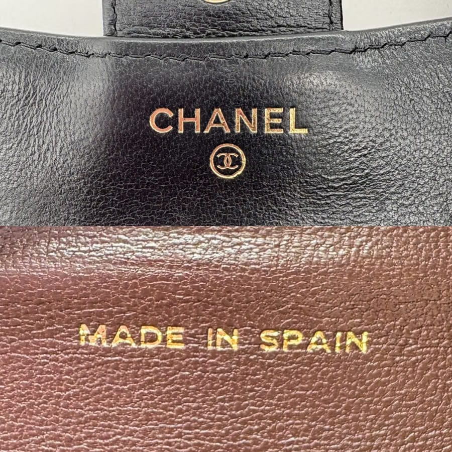 CS097 - CHANEL Vintage Black Lambskin Wallet