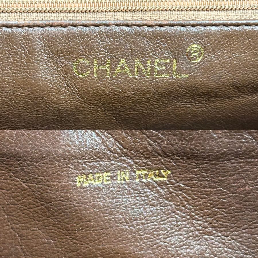 JZ752 - CHANEL Vintage Beige Lambskin Diagonal Stich CC Tassel Camera Bag