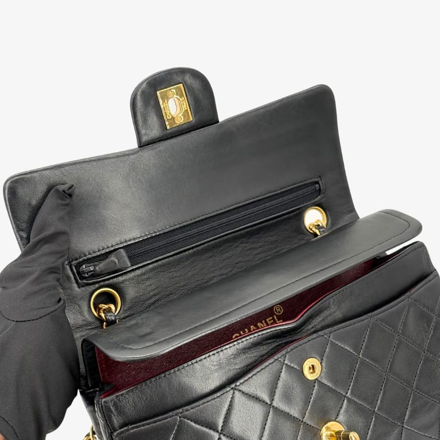 RG608 - CHANEL Vintage Black Lambskin 23cm Classic Flap Bag