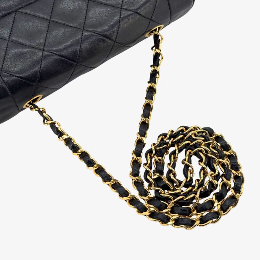 CS035 - CHANEL Vintage Black Lambskin Single Chain Flap Bag