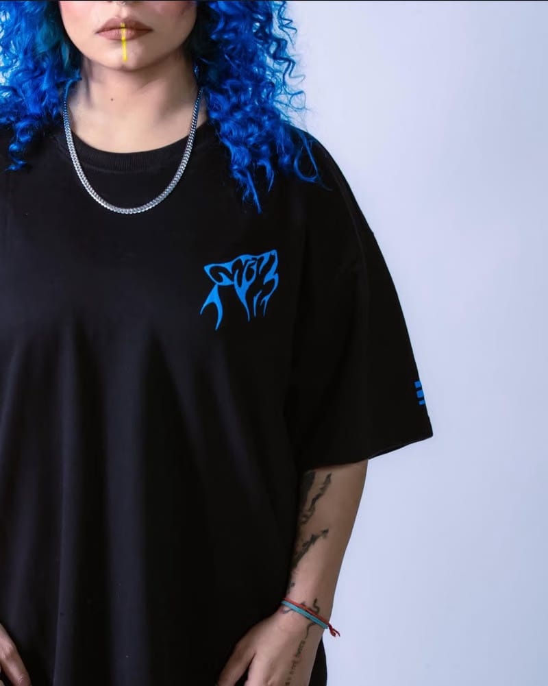 I Rise Vivid Black
