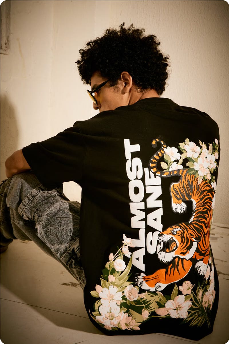 TIGER MEN'S T-Shirt