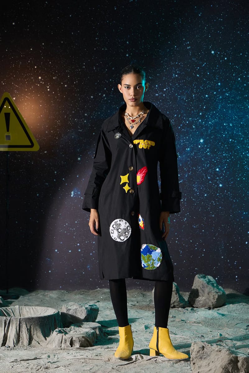 SPACED OUT BLACK TRENCH