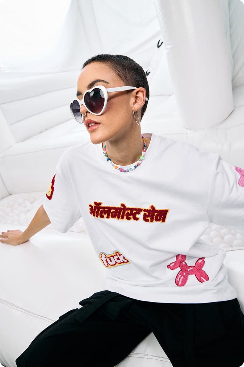"FUCK BITCHES"WHITE WOMEN'S T-SHIRT