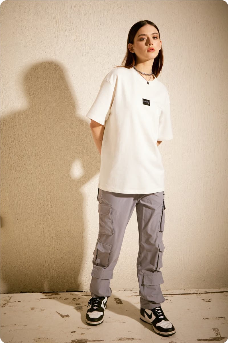 WOMEN'S WHITE ESSENTIAL T-Shirt