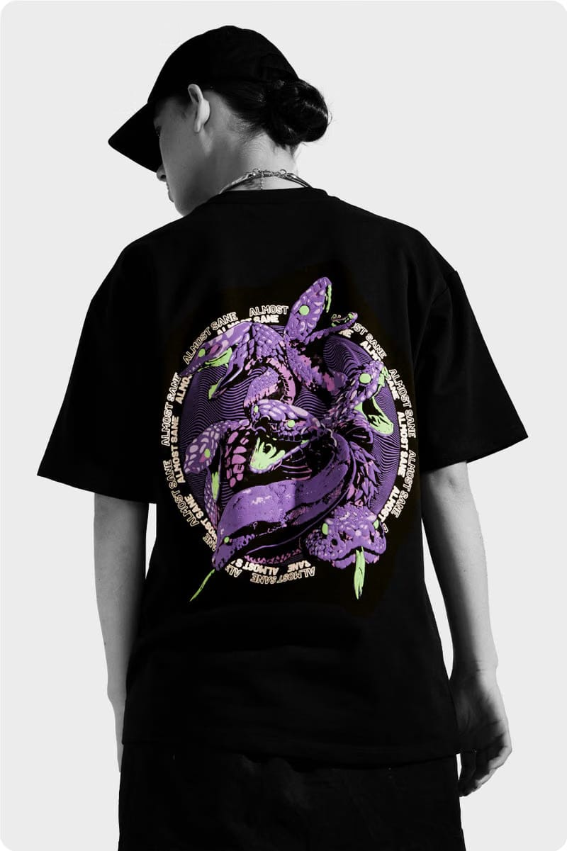 SNAKE WOMEN'S T-Shirt