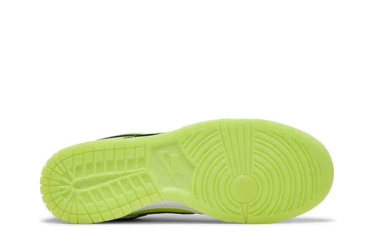 Nike Dunk Low SE Green (Glow In The Dark)