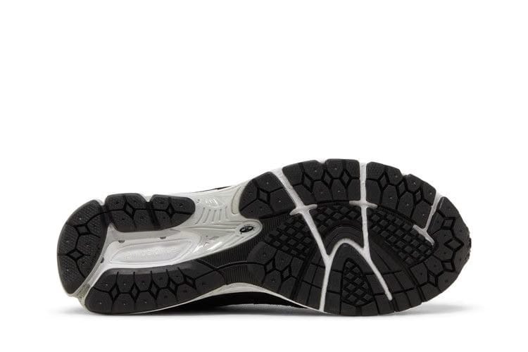 New Balance 2002R Gore-Tex Black Castlerock