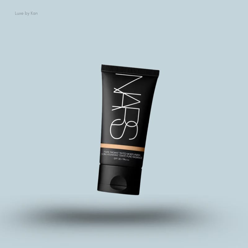 Nars Pure Radiant Tinted Moisturiser SPF30 PA+++