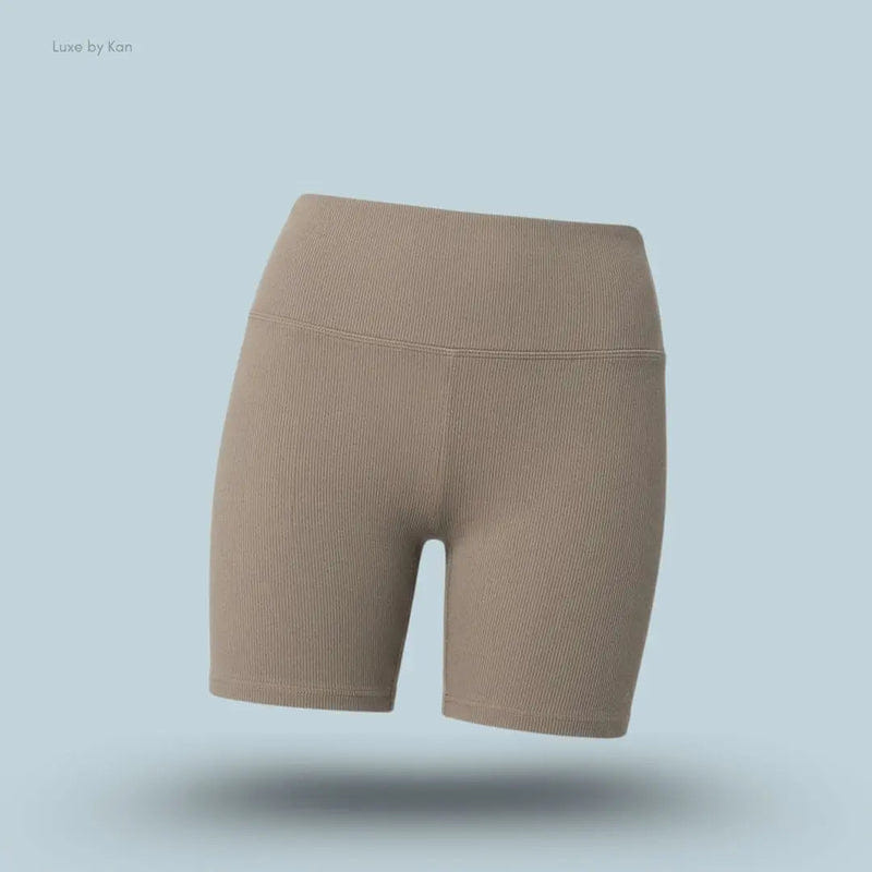 Alo 5" Seamless Ribbed Favorite Short