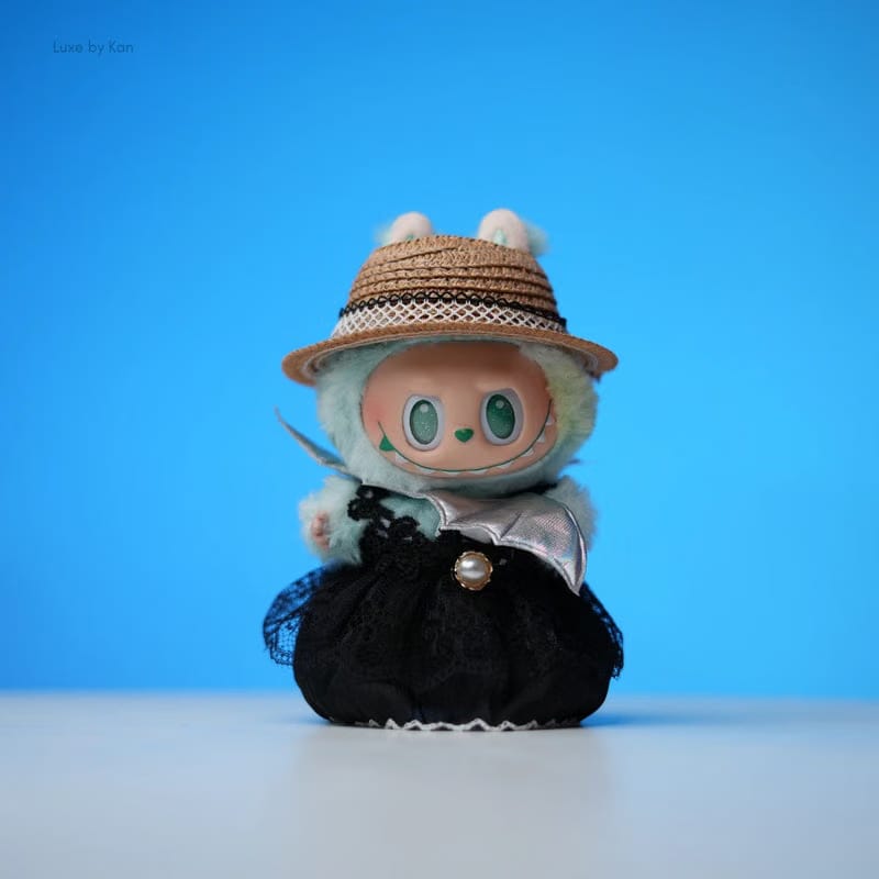 Pop Mart Labubu Doll Vintage Picnic Outfit - 2 Piece Set