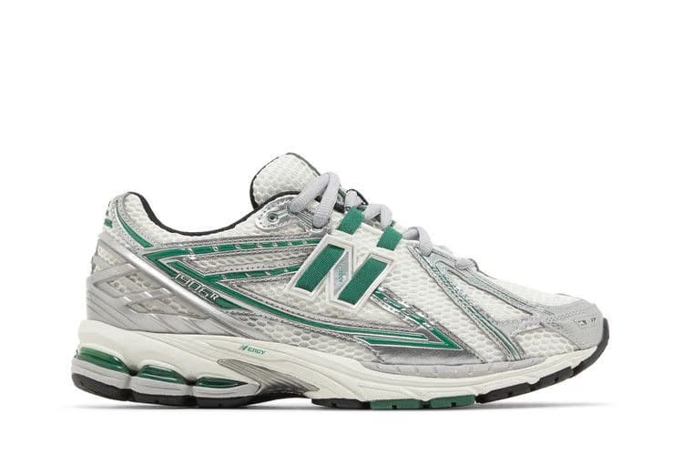 1906R Spruce Pack Footlocker Exclusive