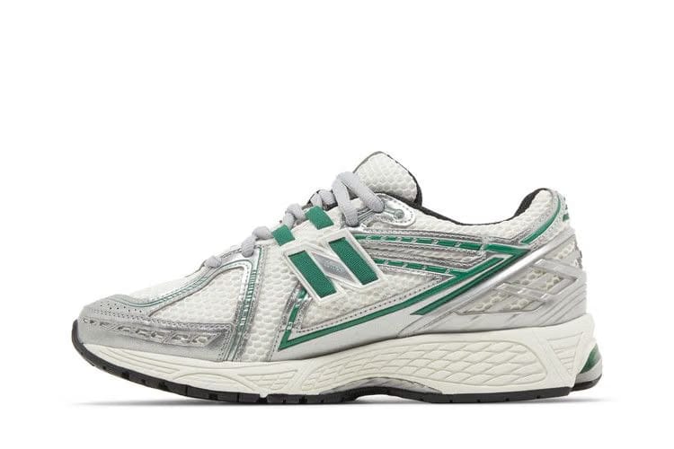 1906R Spruce Pack Footlocker Exclusive
