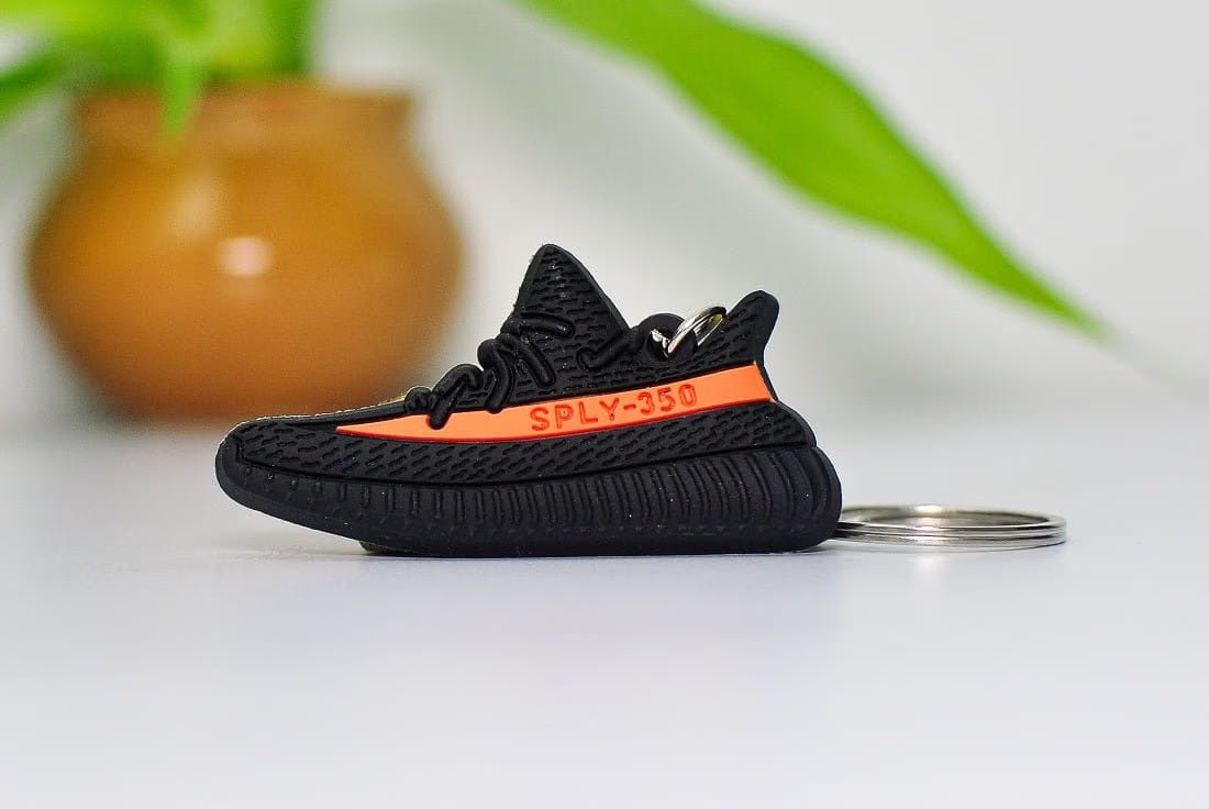 2D Sneaker Keychain 2d Jordan Keychain Kicks Machine