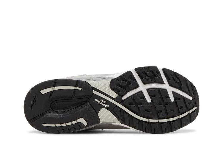 993 Made in USA Grey White