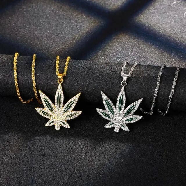 CANNABIS LEAF PENDANT
