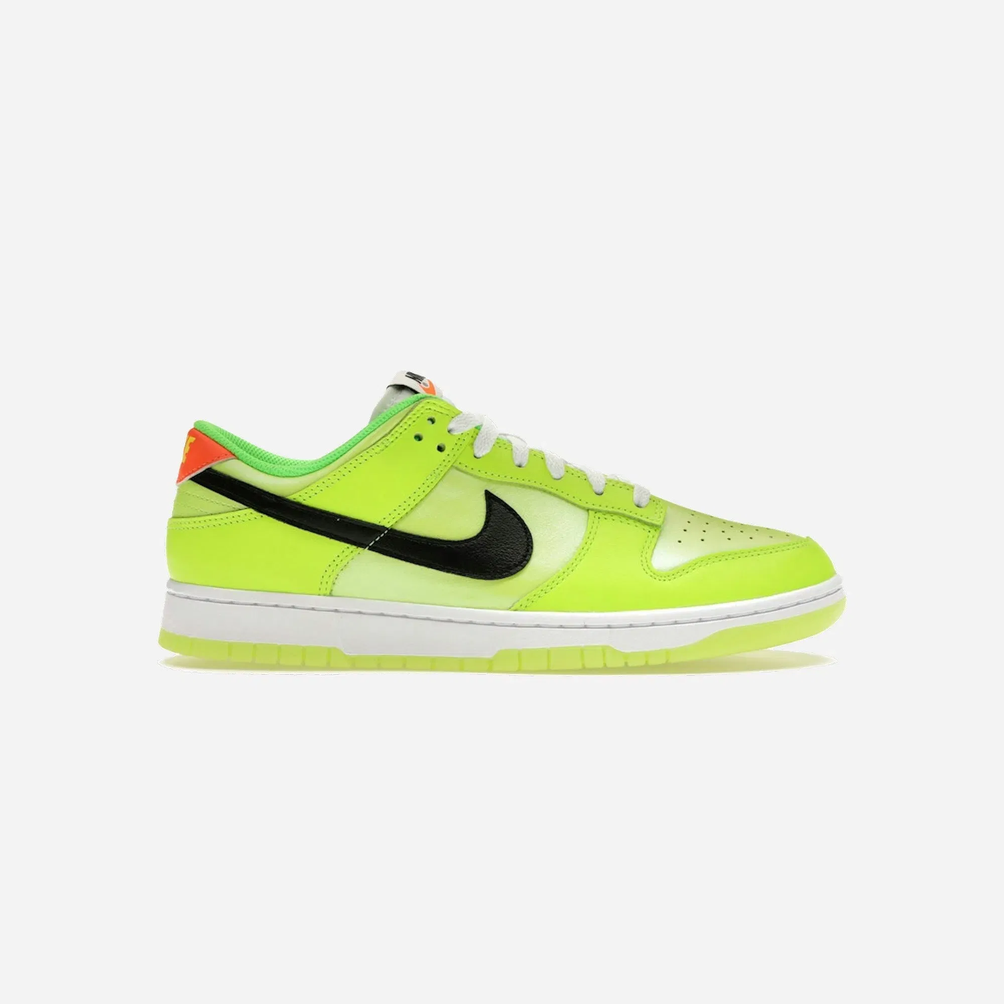Nike Dunk Low SE Splash Volt