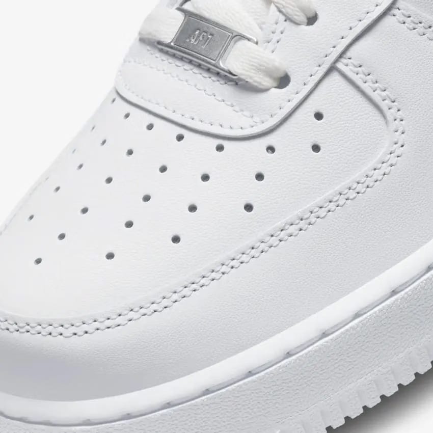 Air Force 1 Low 07 Triple White