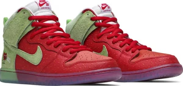 Nike Sb Dunk High Strawberry Cough Regular Box