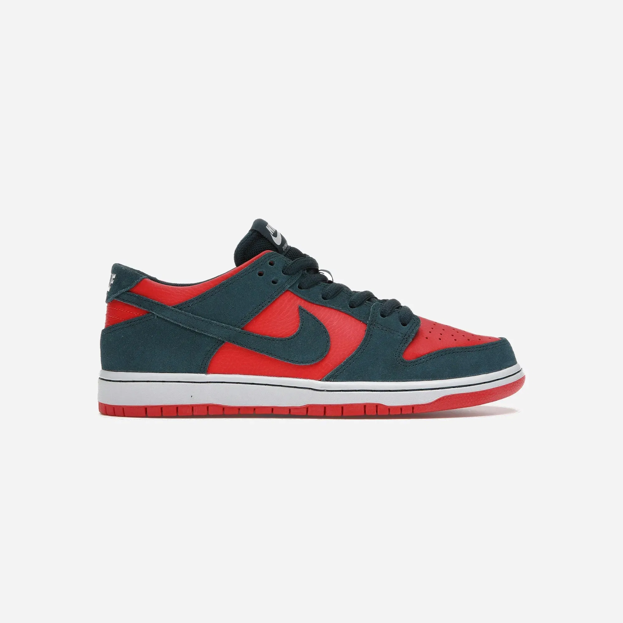 Nike Sb Dunk Low Reverse Shark
