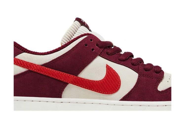Nike Sb Dunk Low Skate Like A Girl
