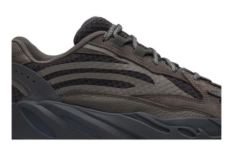 Adidas Yeezy Boost 700 V2 Geode