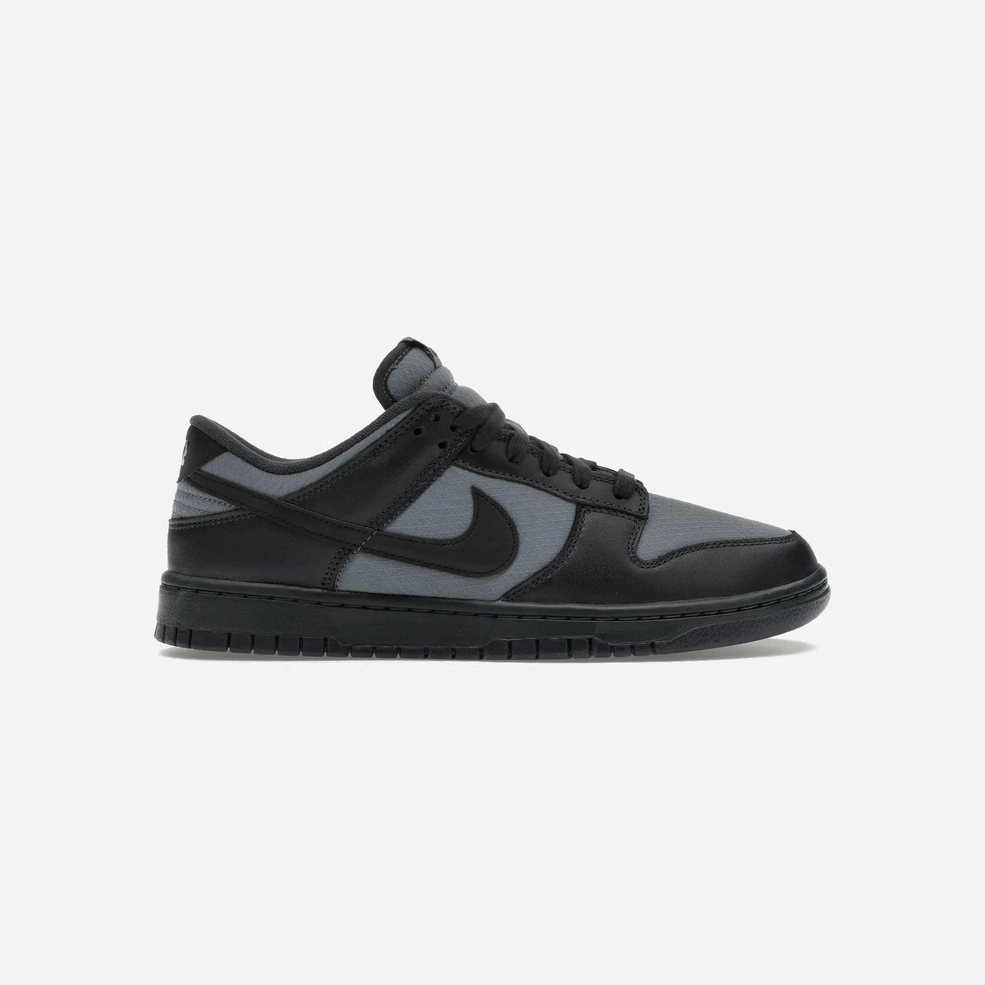 Nike Dunk Low Retro Se Off Noir Smoke Grey
