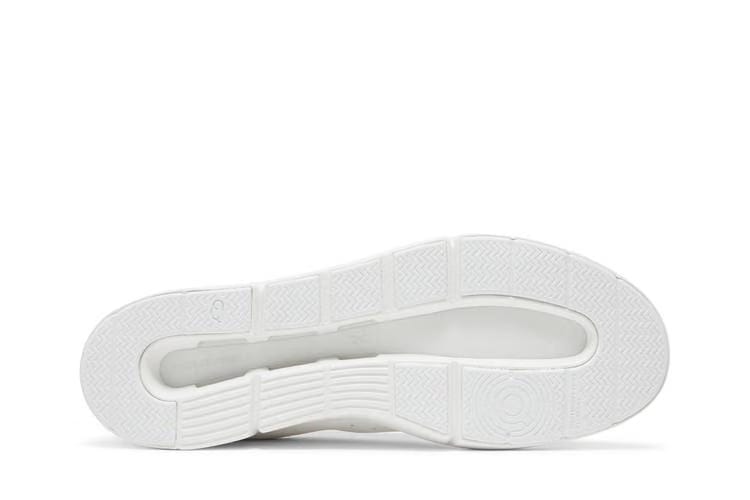 The Roger Advantage All White