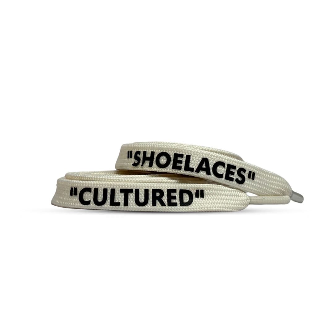 Saucy club CRÈME LACES